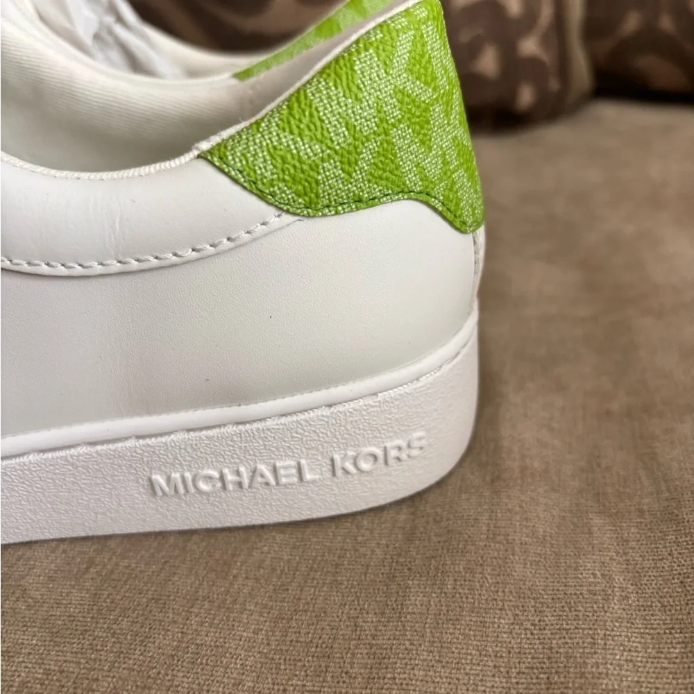 Michael Kors 100 % leather KEATON LEATHER LIFESTYLE CASUAL AND FASHION SNEAKERS